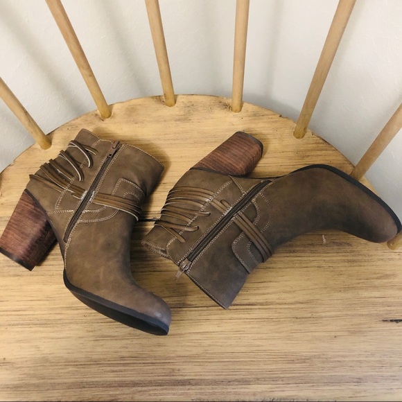 New Madden Girl Denice Strappy Boots in Women’s Size 10 - Picture 8 of 10